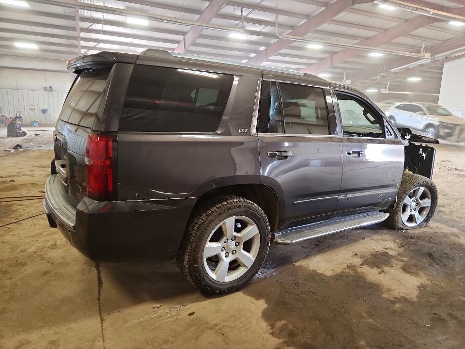 Продажа на аукционе авто 2016 Chevrolet Tahoe, vin: 1GNSKCKC7GR246956, номер лота: 61193336