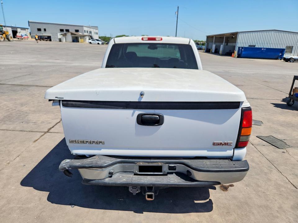 59969086 :رقم المزاد ، 2GTEC13T251155881 vin ، 2005 Gmc New Sierra مزاد بيع