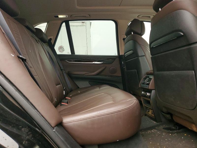61330786 :رقم المزاد ، 5UXKR0C56F0K71111 vin ، 2015 Bmw X5 مزاد بيع