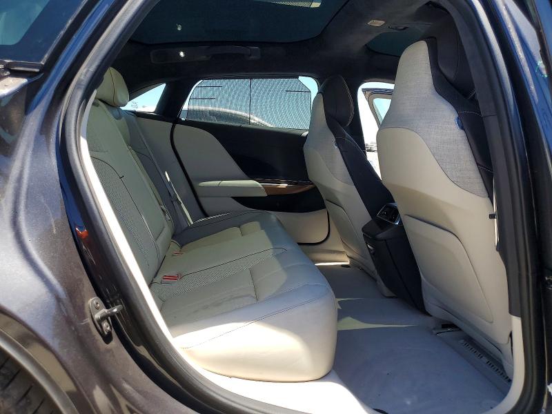 2022 Lucid Motors Air მანქანა იყიდება აუქციონზე, vin: 50EA1GBA7NA005998, აუქციონის ნომერი: 61542686