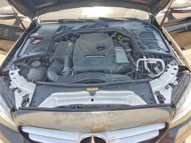 2015 Mercedes-benz C მანქანა იყიდება აუქციონზე, vin: 55SWF4JB5FU069775, აუქციონის ნომერი: 61553816