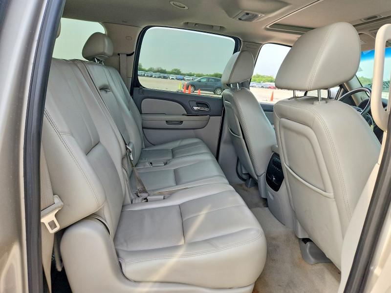Продажа на аукционе авто 2007 Chevrolet Suburban, vin: 3GNFK16357G105481, номер лота: 62129986