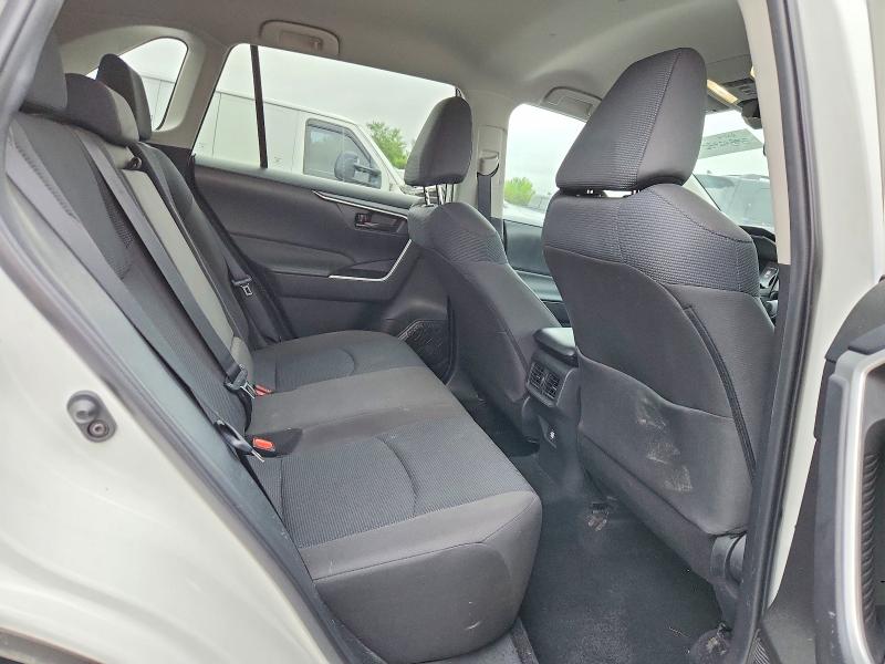 59842986 :رقم المزاد ، 2T3H1RFV8NC197432 vin ، 2022 Toyota Rav4 مزاد بيع