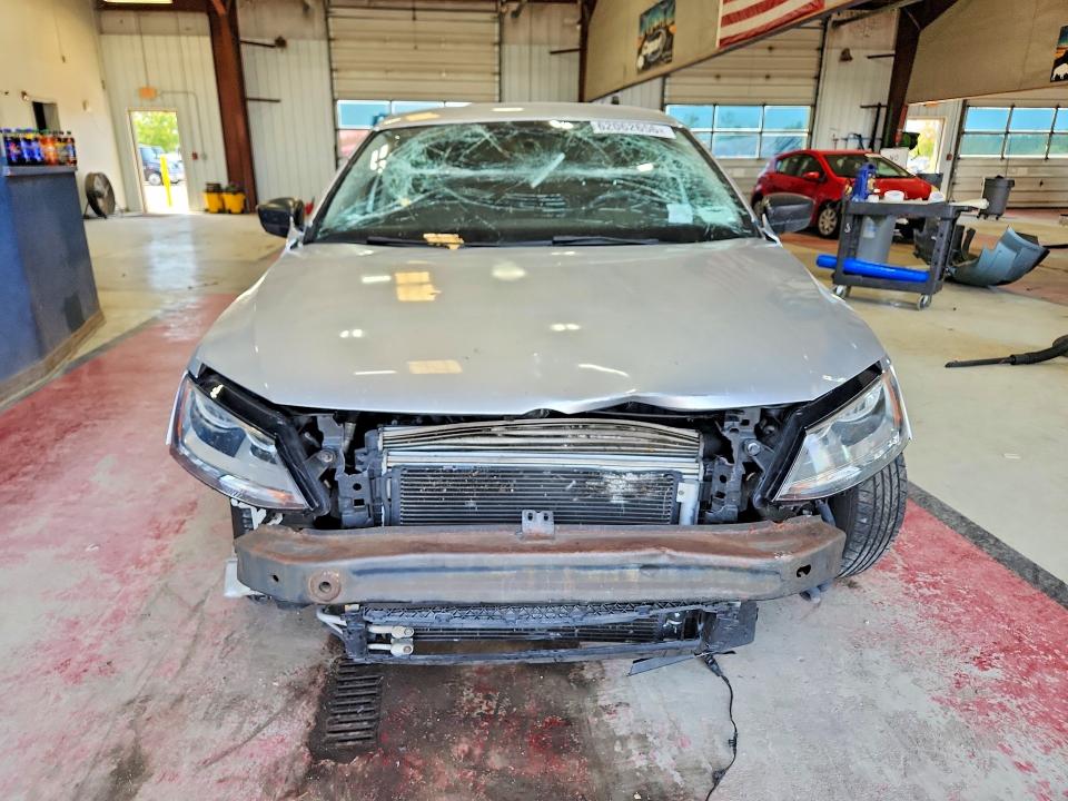 2015 Volkswagen Jetta მანქანა იყიდება აუქციონზე, vin: 3VWD17AJ6FM354381, აუქციონის ნომერი: 62062656