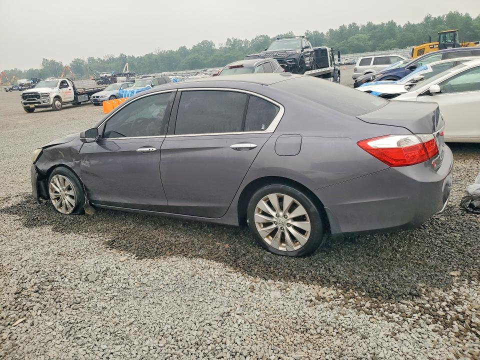 60923996 :رقم المزاد ، 1HGCR2F85FA234960 vin ، 2015 Honda Accord مزاد بيع