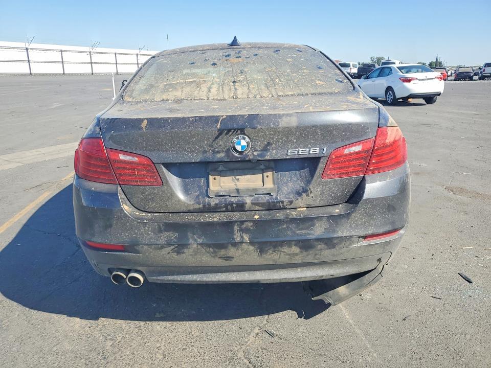 59335836 :رقم المزاد ، WBA5A5C56ED504914 vin ، 2014 Bmw 528 مزاد بيع