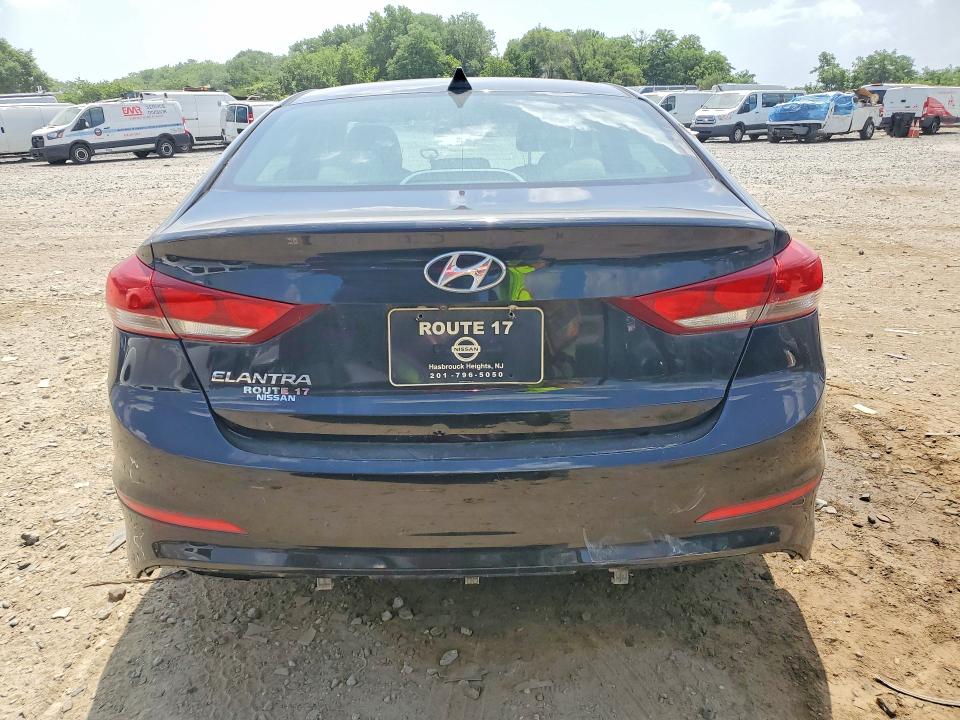 59838366 :رقم المزاد ، 5NPD84LF3HH005807 vin ، 2017 Hyundai Elantra مزاد بيع