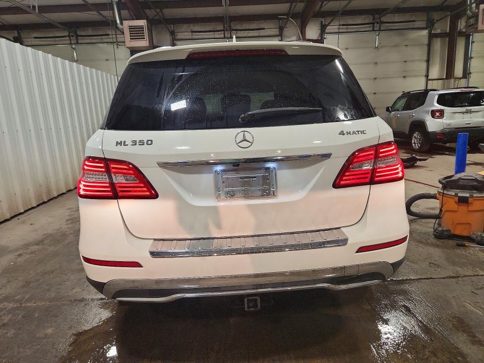 61967166 :رقم المزاد ، 4JGDA5HB1FA565387 vin ، 2015 Mercedes-benz Ml مزاد بيع