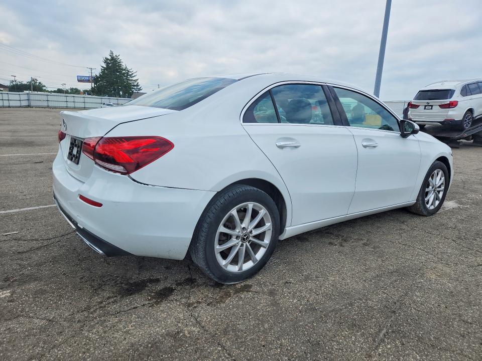 62794356 :رقم المزاد ، WDD3G4EBXKW020708 vin ، 2019 Mercedes-benz A مزاد بيع