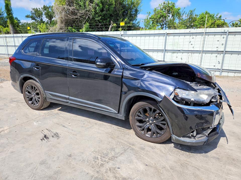 2018 Mitsubishi Outlander მანქანა იყიდება აუქციონზე, vin: JA4AD3A31JZ021983, აუქციონის ნომერი: 62601536
