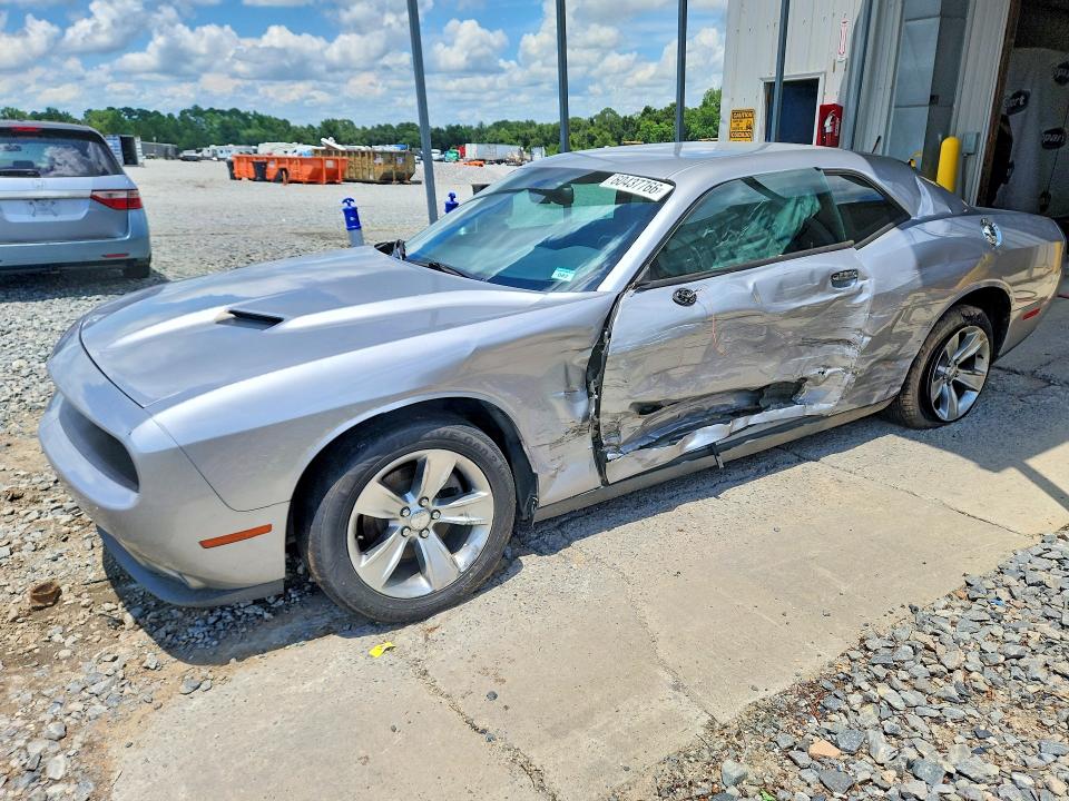 60437766 :رقم المزاد ، 2C3CDZAG5FH877464 vin ، 2015 Dodge Challenger مزاد بيع