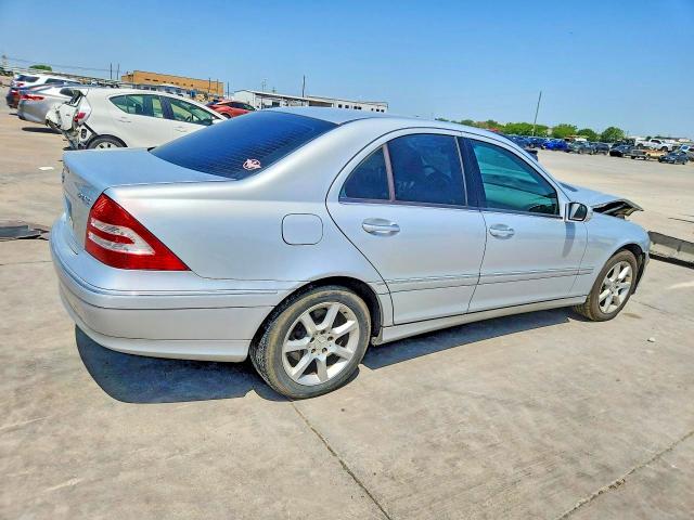 2007 Mercedes-benz C მანქანა იყიდება აუქციონზე, vin: WDBRF92H37F885443, აუქციონის ნომერი: 61723276