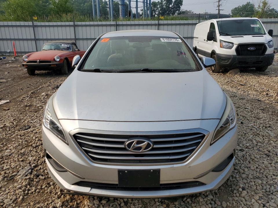 61604176 :رقم المزاد ، 5NPE24AF0HH462437 vin ، 2017 Hyundai Sonata مزاد بيع