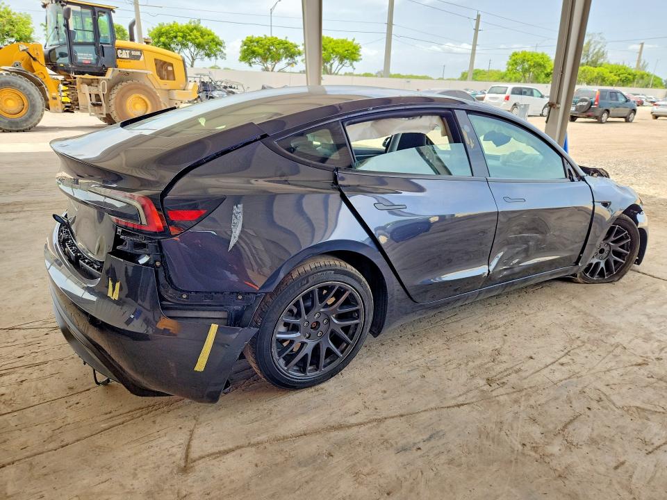Продажа на аукционе авто 2025 Tesla Model 3, vin: 5YJ3E1EA8SF916404, номер лота: 61031276