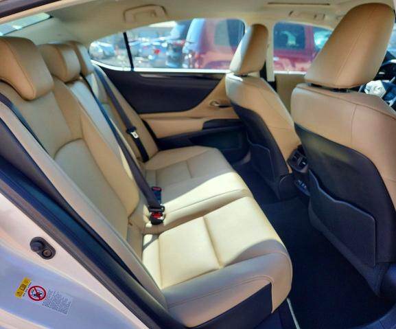 Продажа на аукционе авто 2019 Lexus Es, vin: 58ABZ1B10KU023515, номер лота: 61044726
