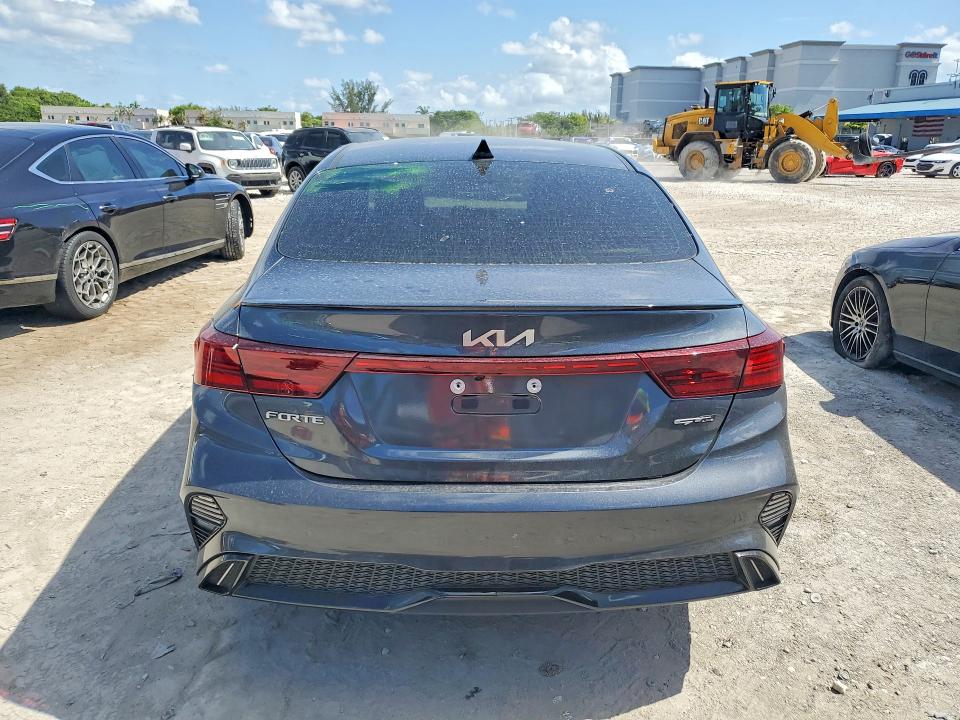 2024 Kia Forte მანქანა იყიდება აუქციონზე, vin: 3KPF54AD4RE771649, აუქციონის ნომერი: 62071656