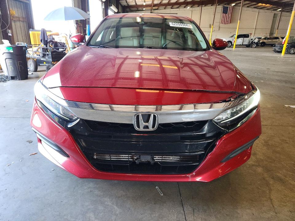 Продажа на аукционе авто 2020 Honda Accord, vin: 1HGCV1F10LA117968, номер лота: 62200906