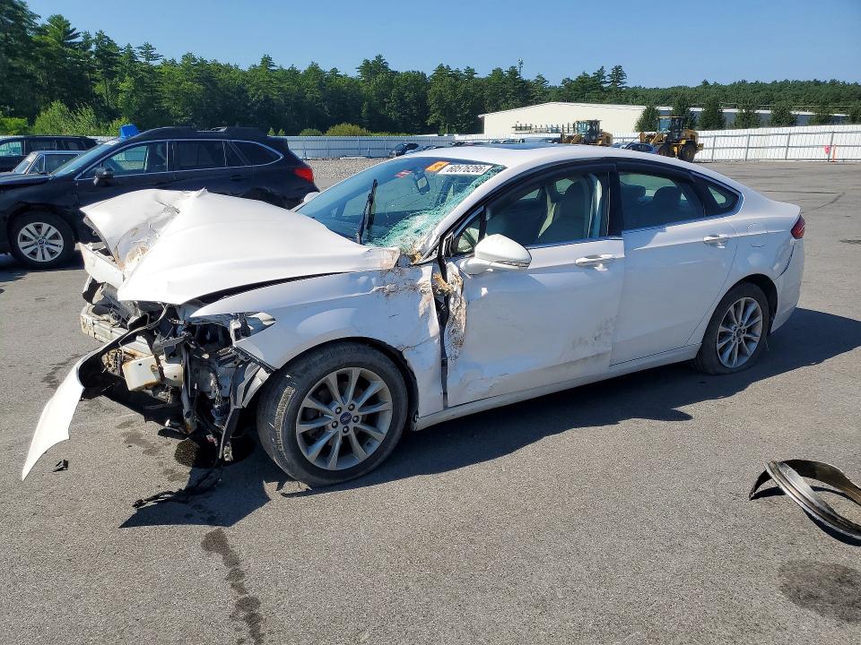 60576266 :رقم المزاد ، 3FA6P0HD6HR114910 vin ، 2017 Ford Fusion مزاد بيع