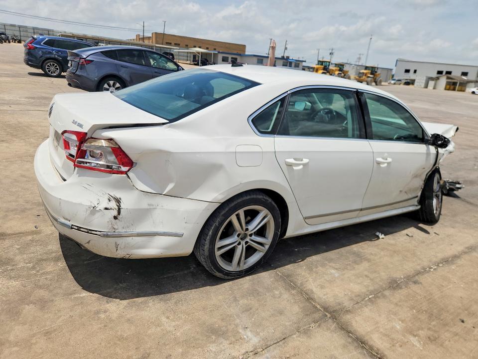Продаж на аукціоні авто 2013 Volkswagen Passat, vin: 1VWCM7A36DC044508, номер лоту: 61090536