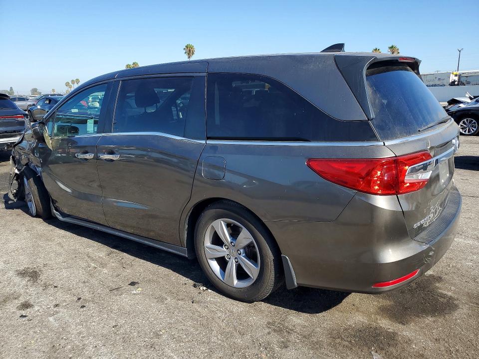 62993826 :رقم المزاد ، 5FNRL6H75KB092522 vin ، 2019 Honda Odyssey مزاد بيع