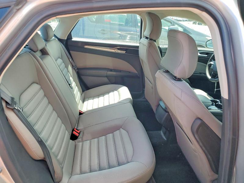 60574746 :رقم المزاد ، 1FA6P0G74F5119535 vin ، 2015 Ford Fusion مزاد بيع