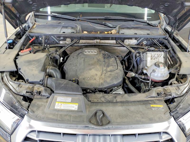 60931446 :رقم المزاد ، WA1BNAFY5L2000866 vin ، 2020 Audi Q5 مزاد بيع