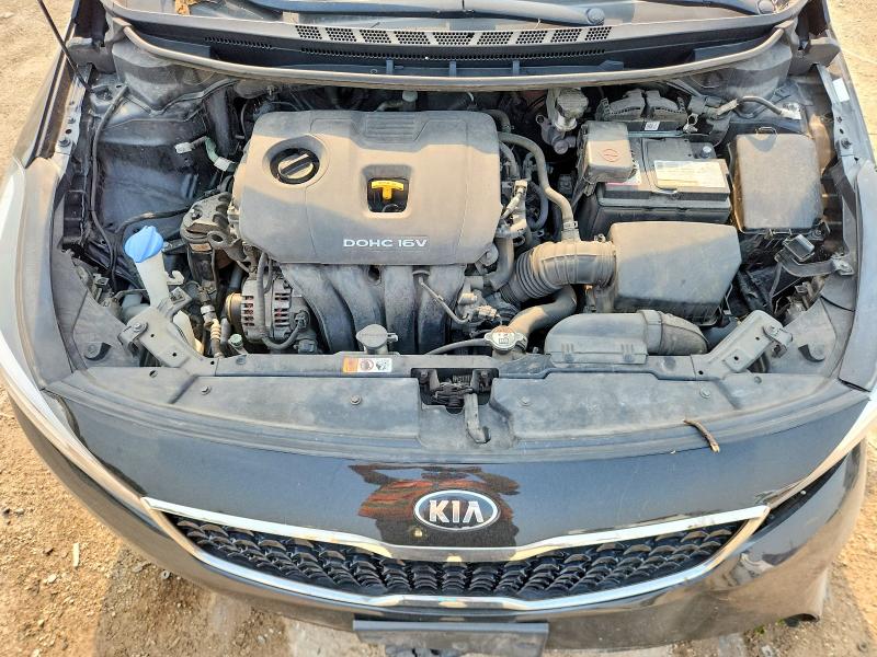 61375066 :رقم المزاد ، 3KPFL4A76JE213774 vin ، 2018 Kia Forte مزاد بيع