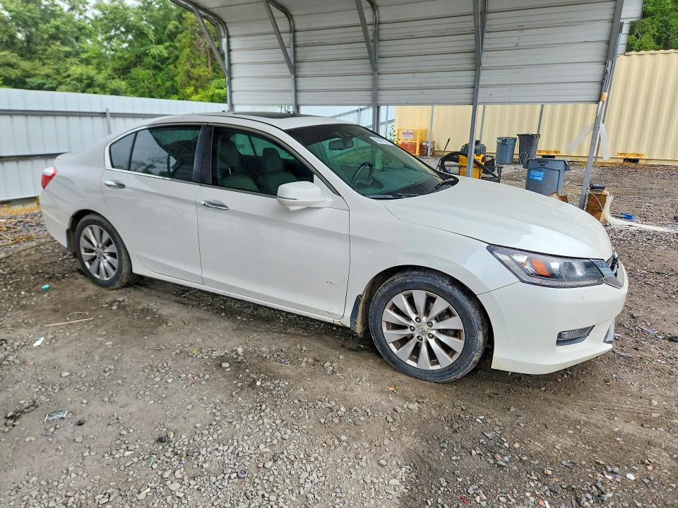 Продаж на аукціоні авто 2015 Honda 5500ppg, vin: 1HGCR2F85FA260085, номер лоту: 60847996