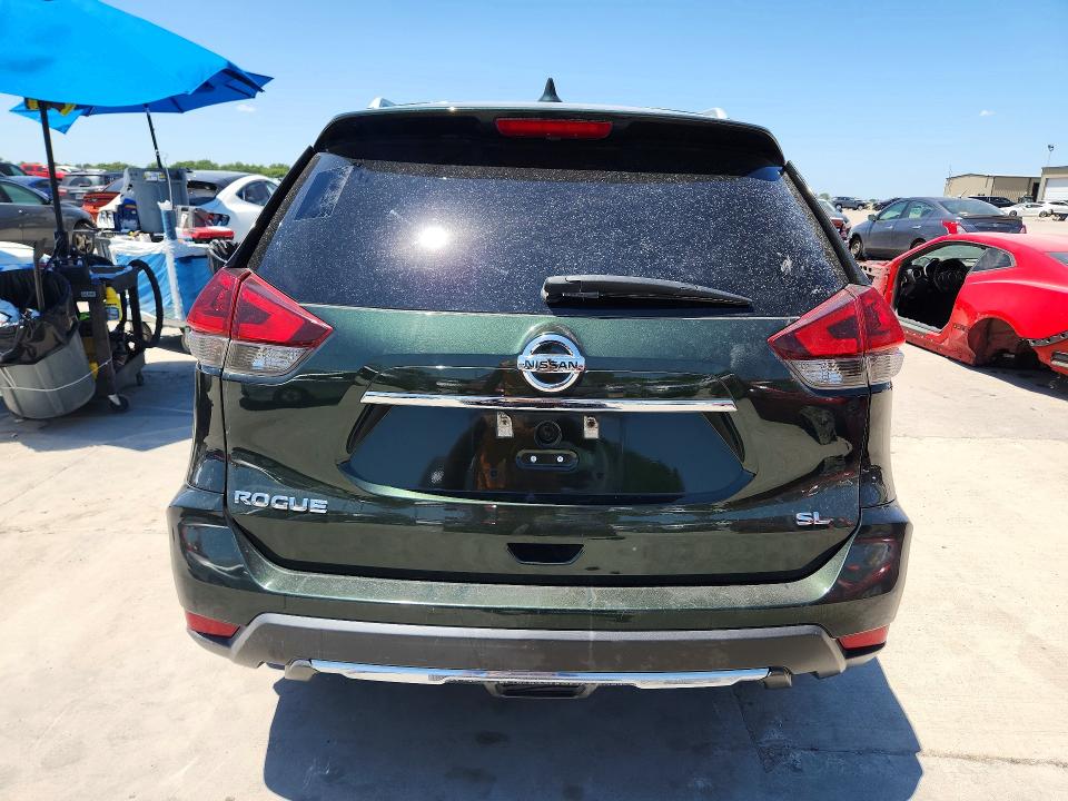 Продажа на аукционе авто 2018 Nissan Rogue, vin: 5N1AT2MT0JC797972, номер лота: 62744446