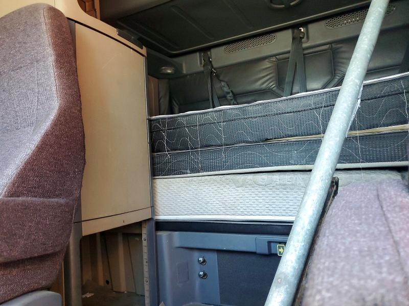 Продаж на аукціоні авто 2017 Freightliner Cascadia 125, vin: 3AKJGLDR3HSHF0881, номер лоту: 59971196