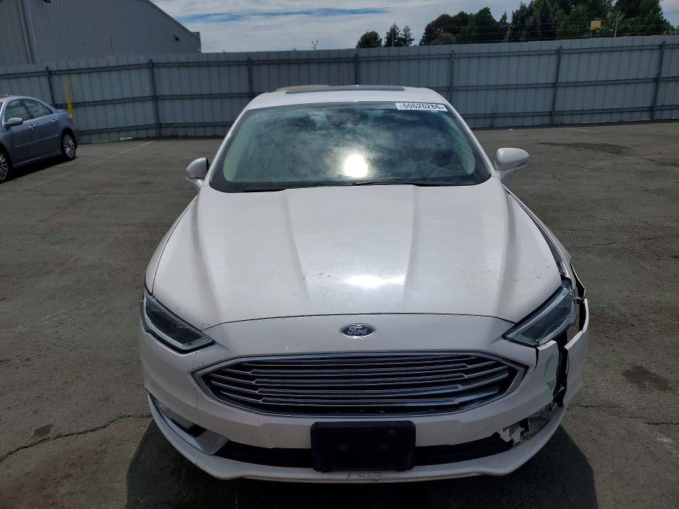 60626286 :رقم المزاد ، 3FA6P0PU9HR277584 vin ، 2017 Ford Fusion مزاد بيع
