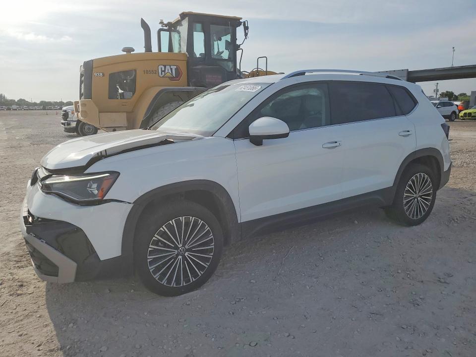 Продажа на аукционе авто 2025 Volkswagen Taos, vin: 3VVSC7B24SM048688, номер лота: 62451066