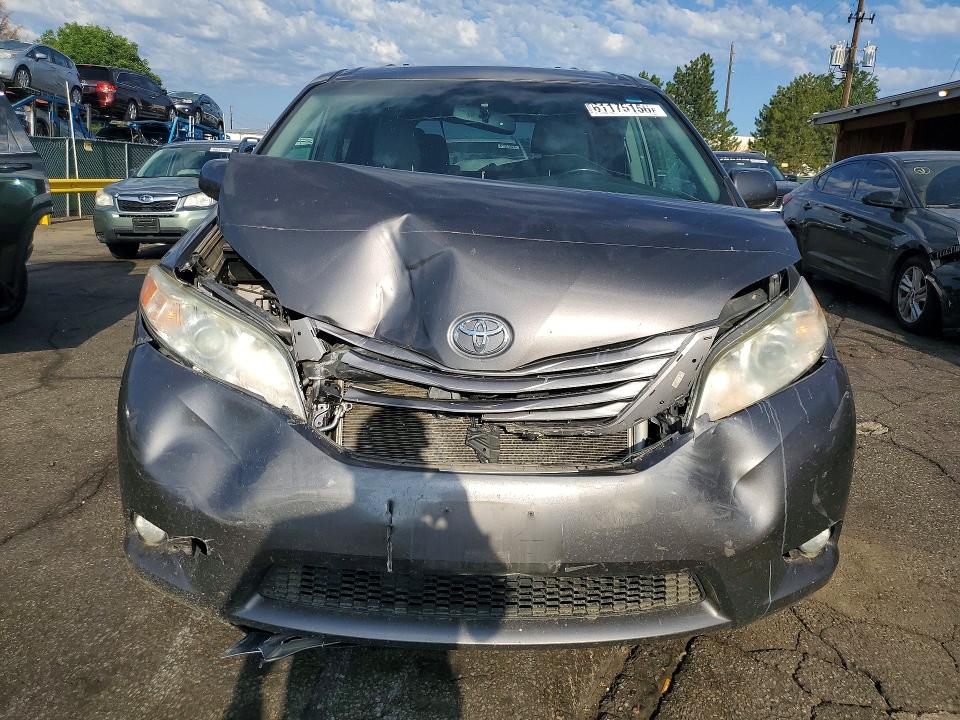 Aukcja sprzedaży 2015 Toyota Sienna, vin: 5TDDK3DC8FS106588, numer aukcji: 61175156