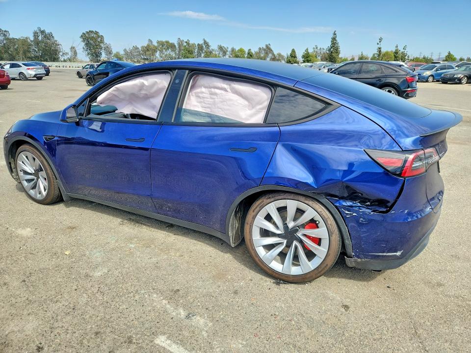 Продаж на аукціоні авто 2023 Tesla Model Y, vin: 7SAYGDEF3PF682521, номер лоту: 61989826