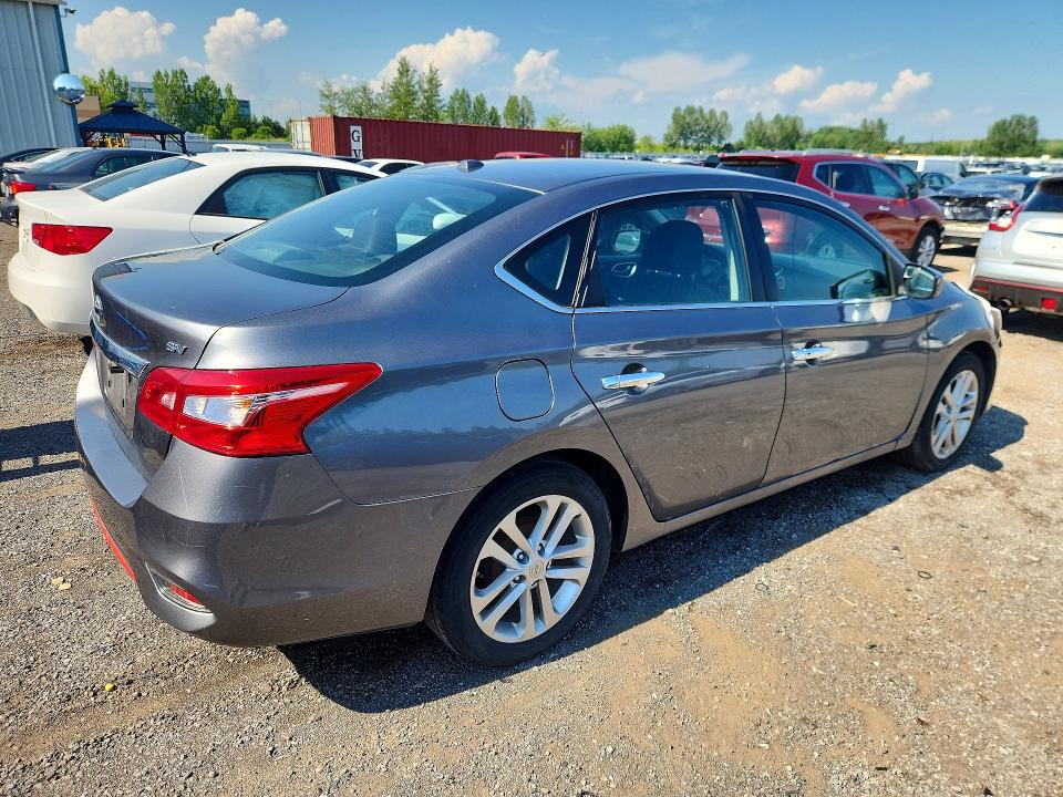 60594786 :رقم المزاد ، 3N1AB7APXJY279616 vin ، 2018 Nissan Sentra مزاد بيع