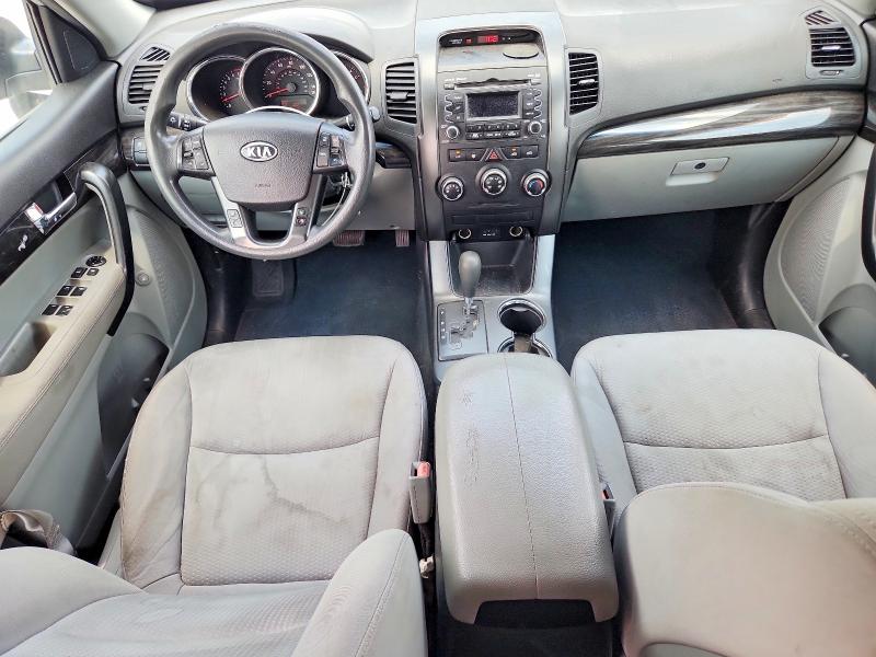 61564456 :رقم المزاد ، 5XYKT3A18BG077611 vin ، 2011 Kia Sorento مزاد بيع
