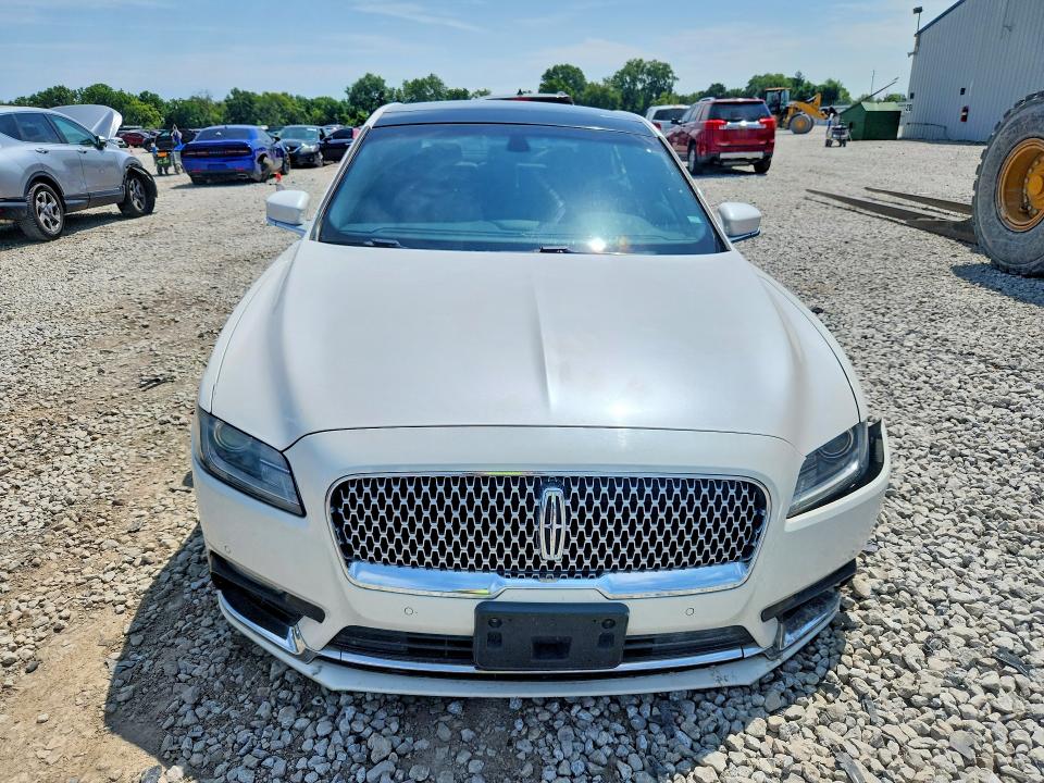 62583306 :رقم المزاد ، 1LN6L9NP1H5605716 vin ، 2017 Lincoln Continental مزاد بيع