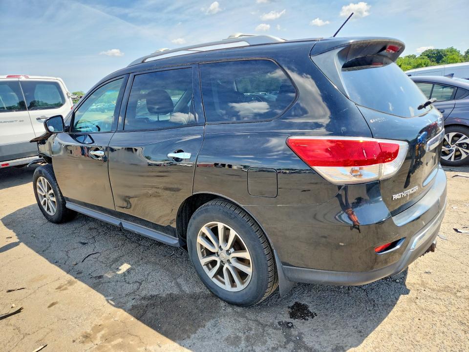 61762926 :رقم المزاد ، 5N1AR2MM6FC674577 vin ، 2015 Nissan Pathfinder مزاد بيع
