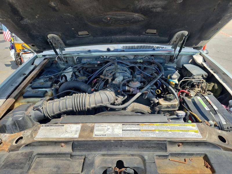 63145706 :رقم المزاد ، 1FMZU77E12UC47377 vin ، 2002 Ford Explorer Sport Trac مزاد بيع
