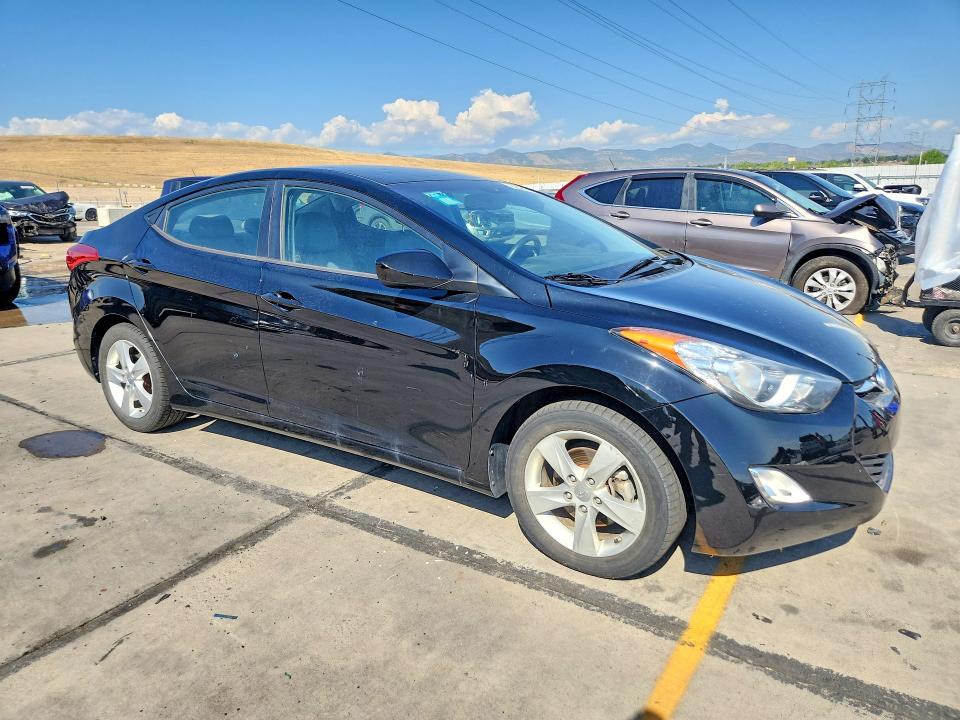 Продажа на аукционе авто 2013 Hyundai Elantra, vin: KMHDH4AE1DU582809, номер лота: 62081516
