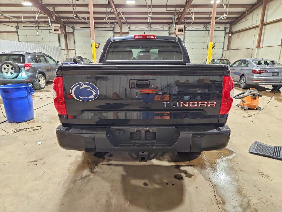 62514846 :رقم المزاد ، 5TFDY5F18MX969663 vin ، 2021 Toyota Tundra مزاد بيع