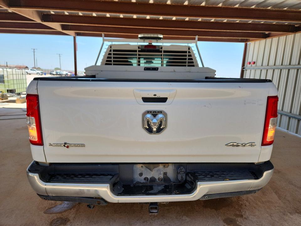 Продажа на аукционе авто 2022 Ram 1500, vin: 1C6RRFBG8NN365828, номер лота: 62318956