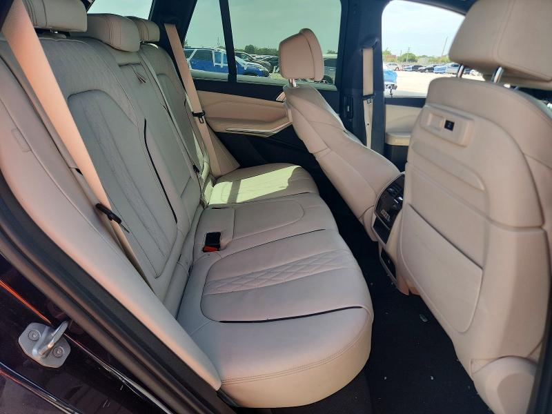 60833146 :رقم المزاد ، 5UXCR4C08L9C75073 vin ، 2020 Bmw X5 مزاد بيع