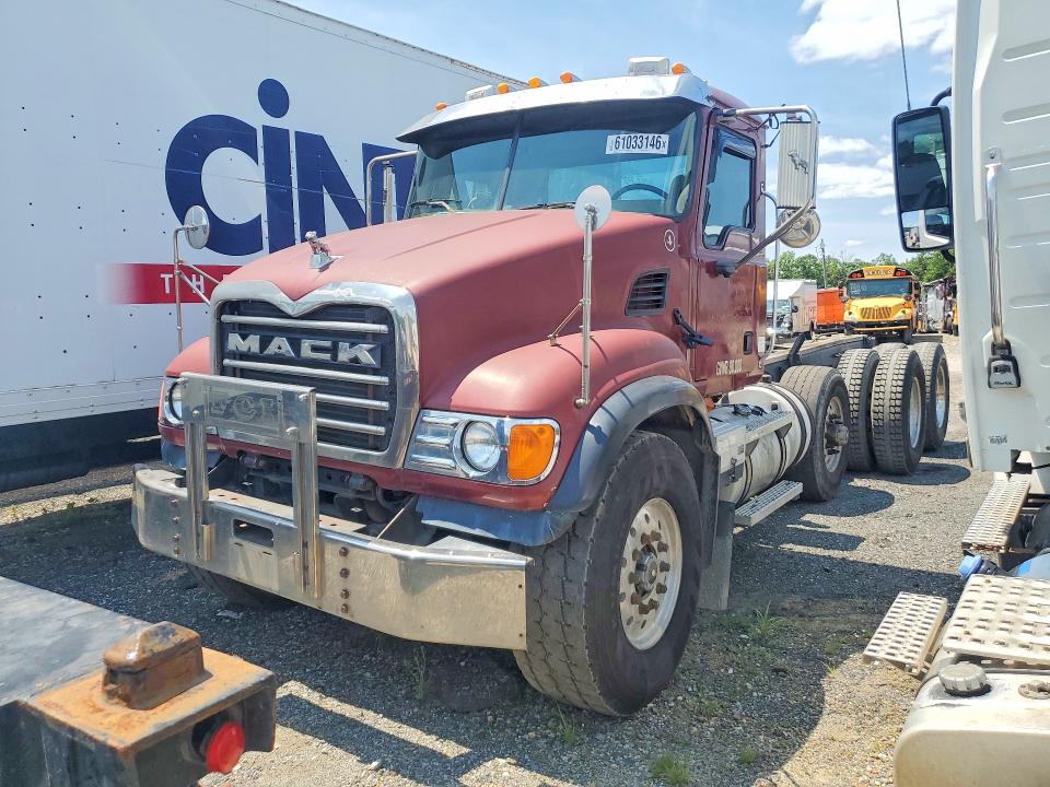 Aukcja sprzedaży 2005 Mack 700, vin: 1M2AG11C35M019149, numer aukcji: 61033146