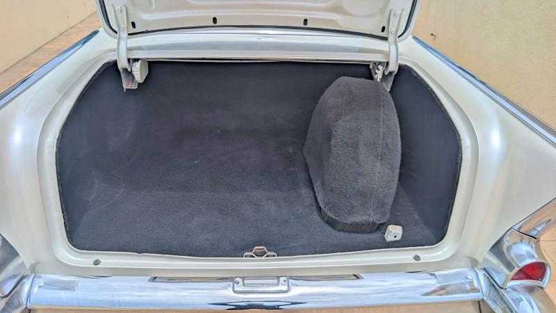 61776316 :رقم المزاد ، VC57K102611 vin ، 1957 Chevrolet Bel Air مزاد بيع