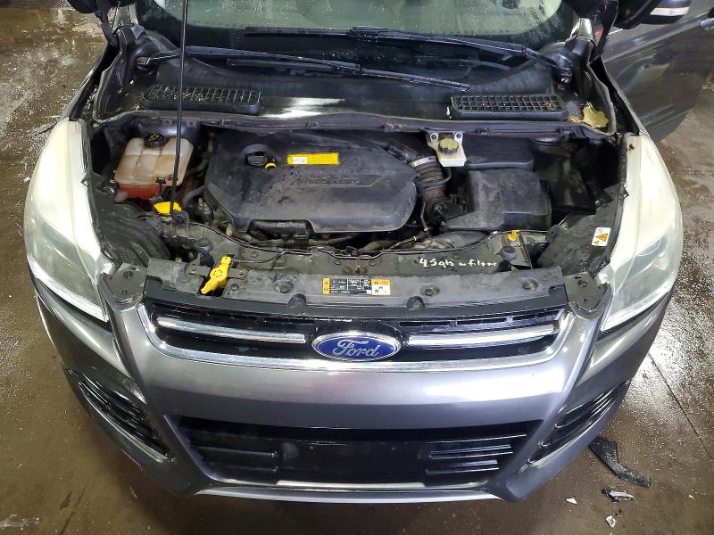 59862396 :رقم المزاد ، 1FMCU9JX9FUB28106 vin ، 2015 Ford Escape مزاد بيع