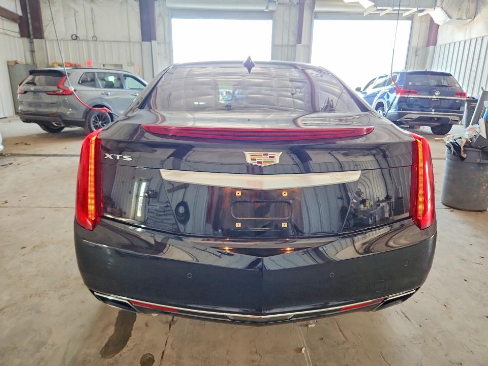 60525156 :رقم المزاد ، 2G61M5S35H9118160 vin ، 2017 Cadillac Xts مزاد بيع