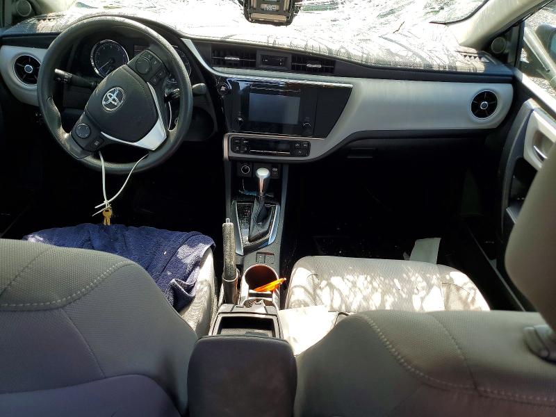 61913156 :رقم المزاد ، 2T1BURHE5JC059800 vin ، 2018 Toyota Corolla مزاد بيع