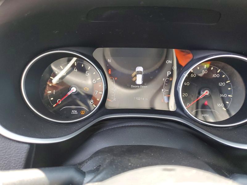 62239826 :رقم المزاد ، 3C4NJDCB6JT134345 vin ، 2018 Jeep Compass مزاد بيع