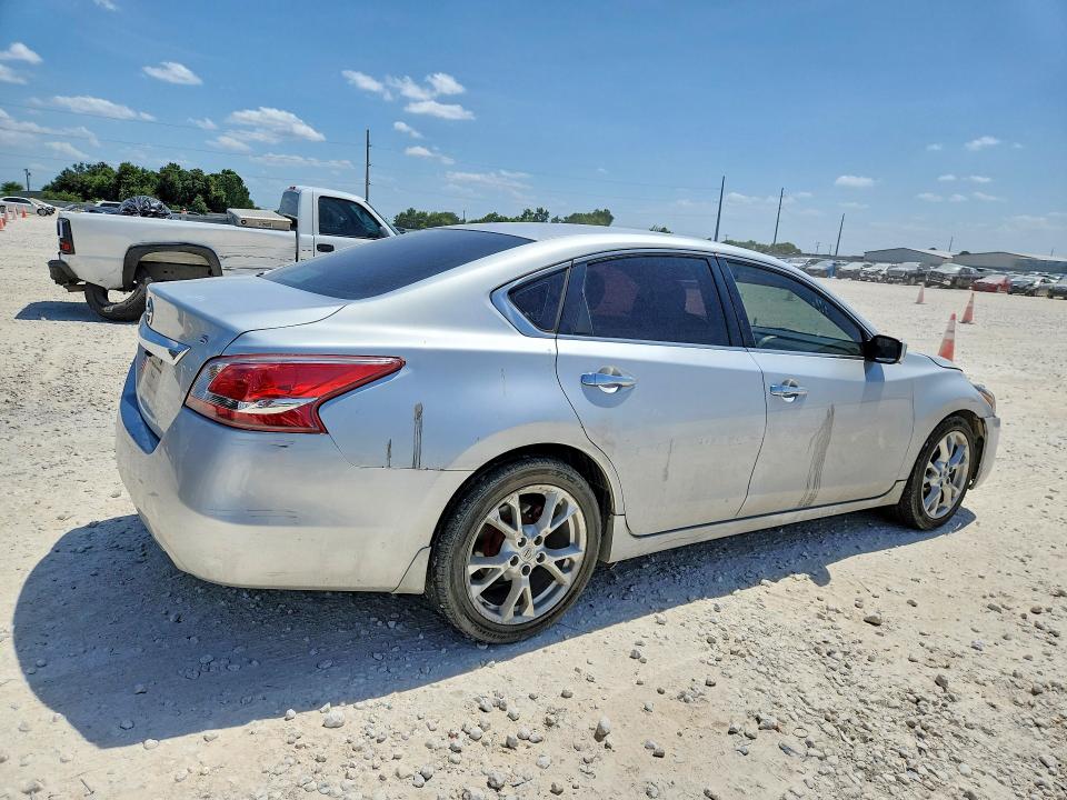 Aukcja sprzedaży 2015 Nissan Altima, vin: 1N4AL3APXFC133564, numer aukcji: 63305856